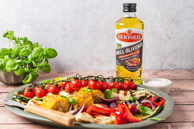 Schnelles und einfaches Rezept für deinen nächsten Grill-Abend: "Grillgemüse-Platte" mit unserem Grill Olivenöl.